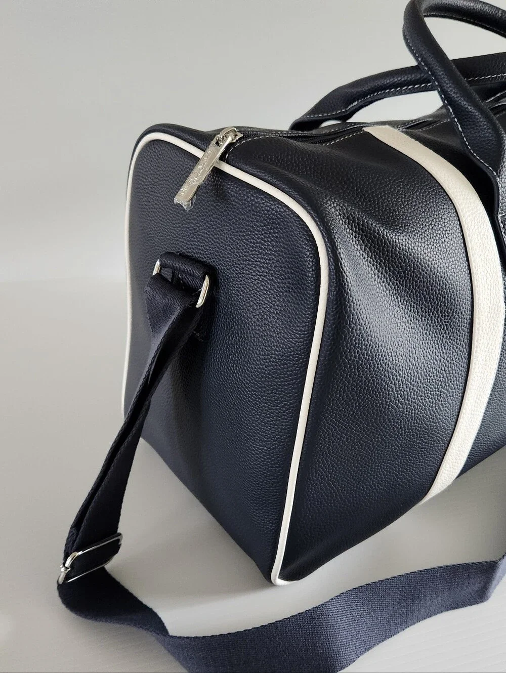 Ralph Lauren Fragrances POLO Duffle Bag Navy Blue White Faux Leather Travel NWT
